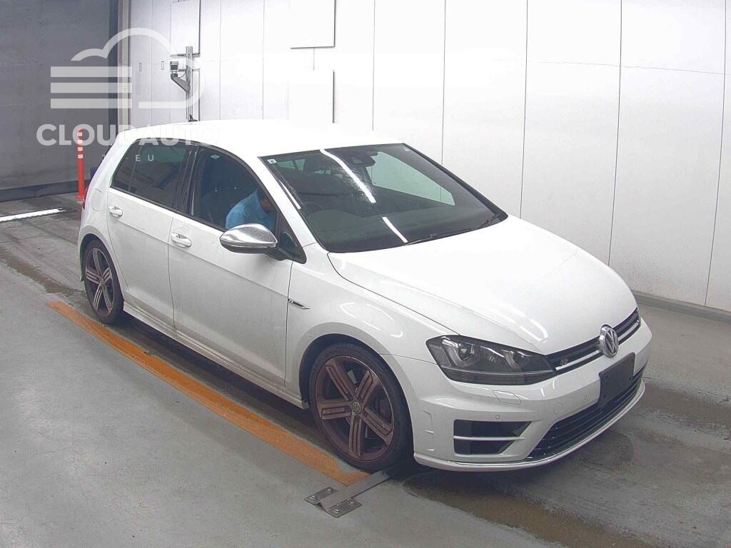 2015 Volkswagen GOLF R