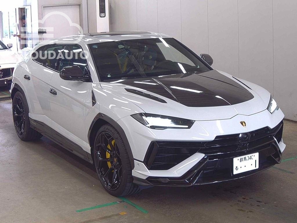 2025 Lamborghini URUS