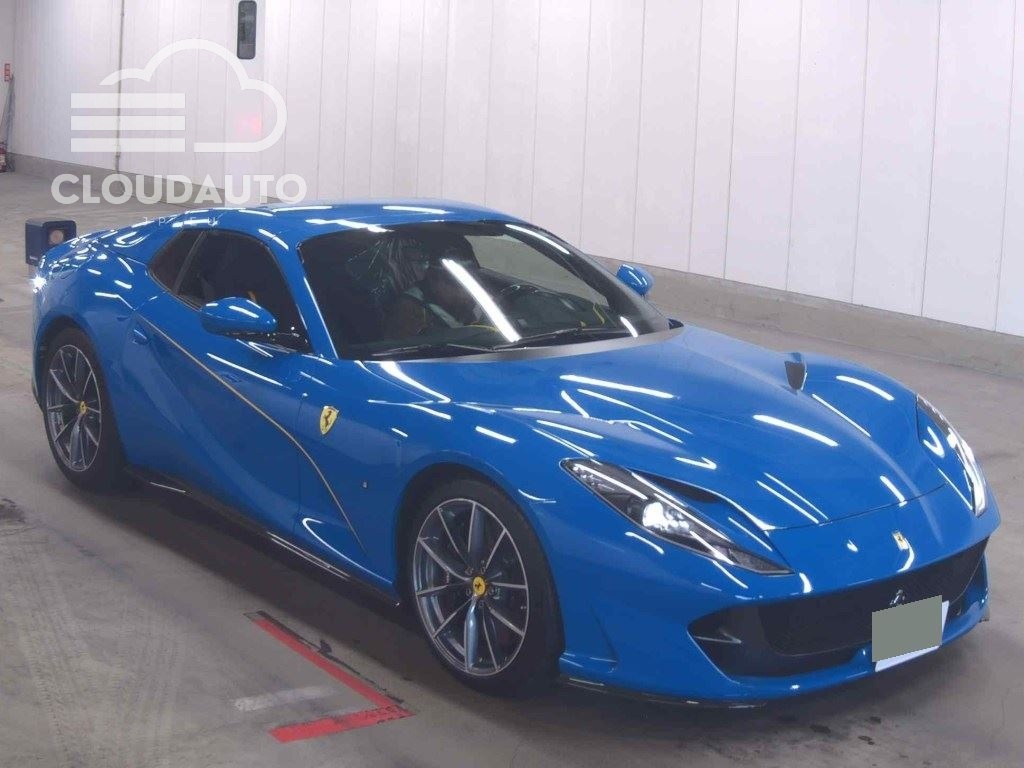 2022 Ferrari 812 GTS