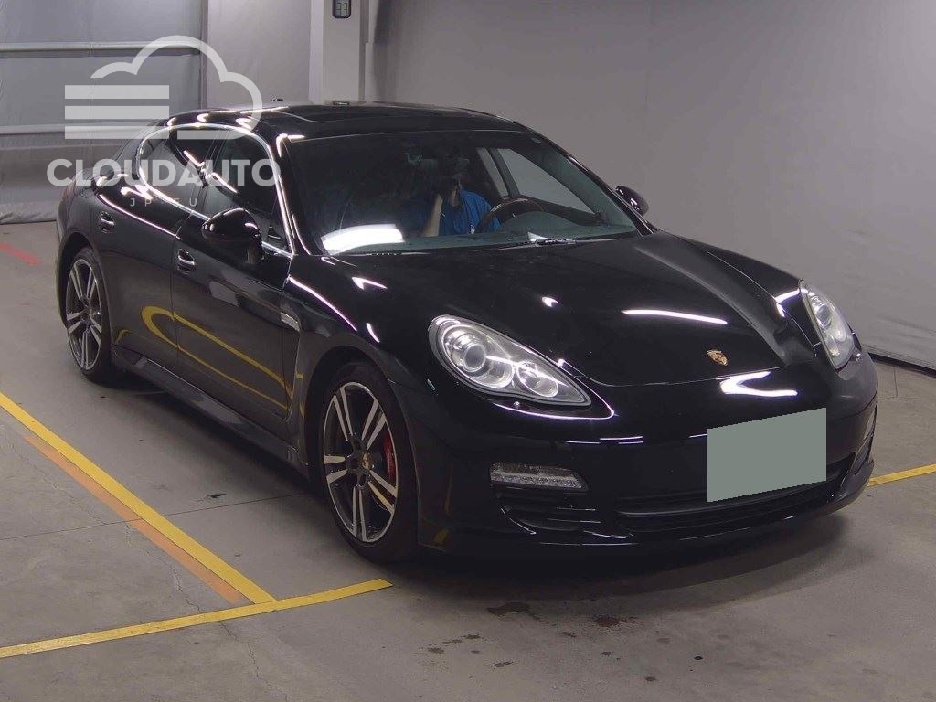 2012 Porsche PANAMERA