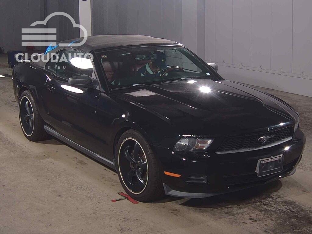 2013 Ford MUSTANG
