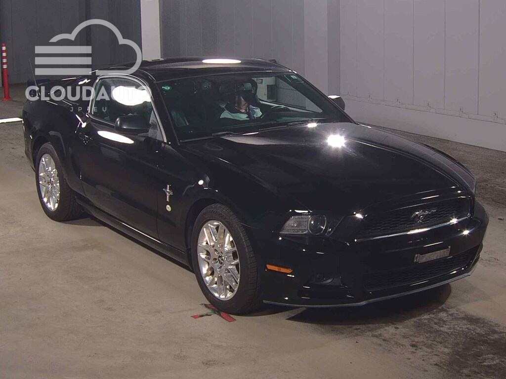 2013 Ford MUSTANG