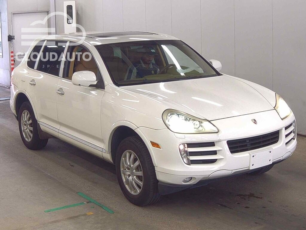 2010 Porsche CAYENNE