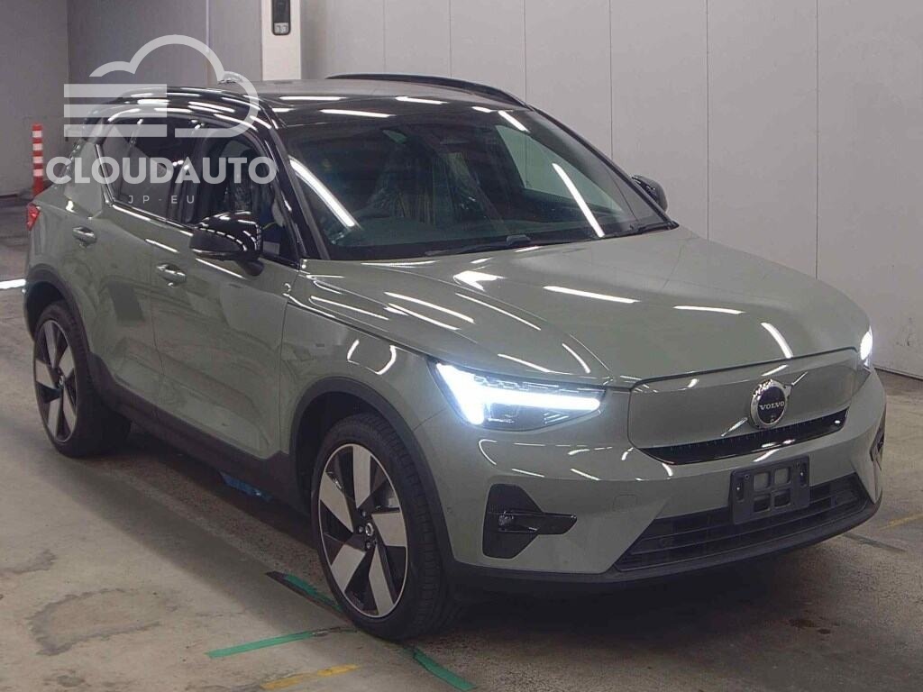 2023 Volvo XC40