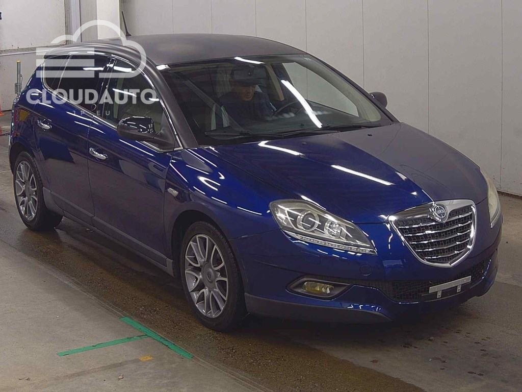 2011 Lancia DELTA