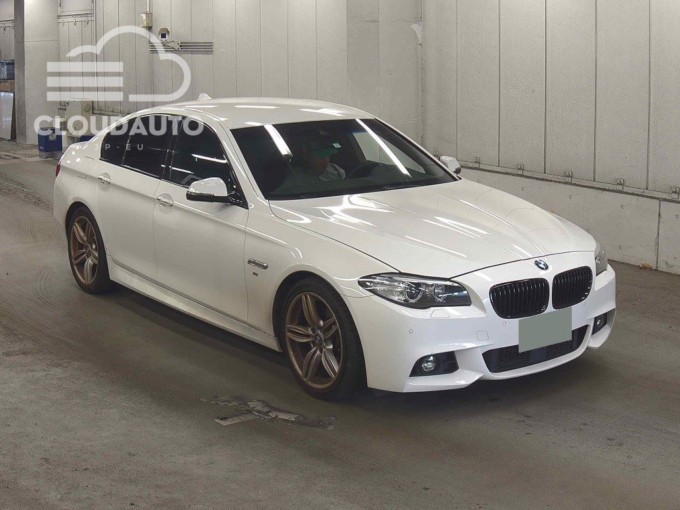 2013 BMW 5 Series