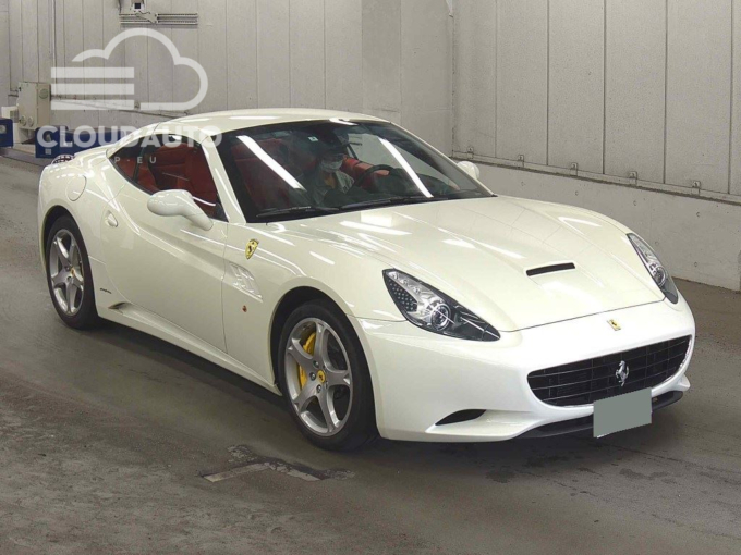 Ferrari CALIFORNIA