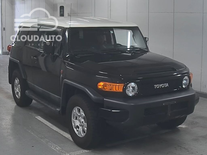 2011 TOYOTA FJ CRUISER