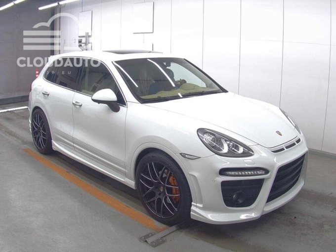 2012 Porsche CAYENNE