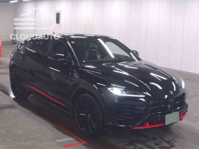 2025 Lamborghini URUS