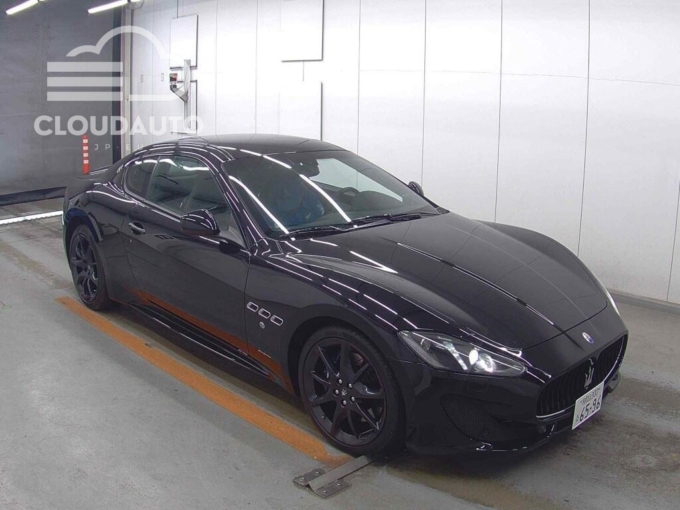 2014 Maserati GRANTURISMO